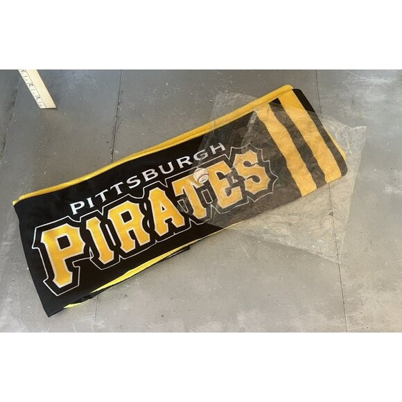 Pittsburgh Pirates Scarf Black Yellow Baseball Game Day Highmark 56" SGA Promo - Picture 6 of 6
